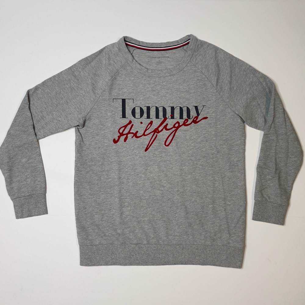 Ladies Size S Tommy Hilfiger Gray Lightweight sweatshirt Like New Condition